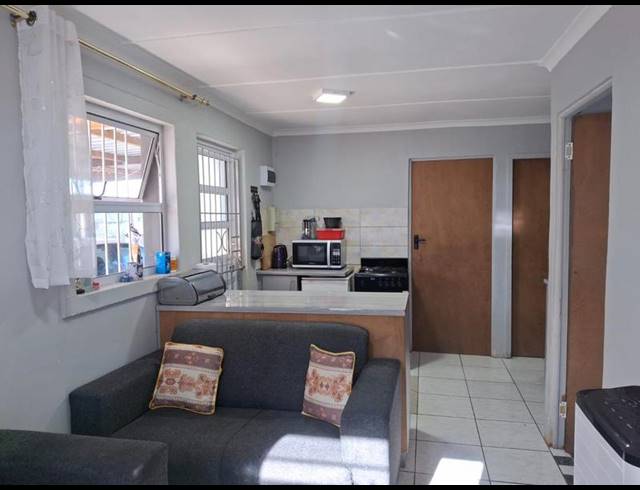 3 BEDROOM HOUSE FOR SALE IN VOORBRUG